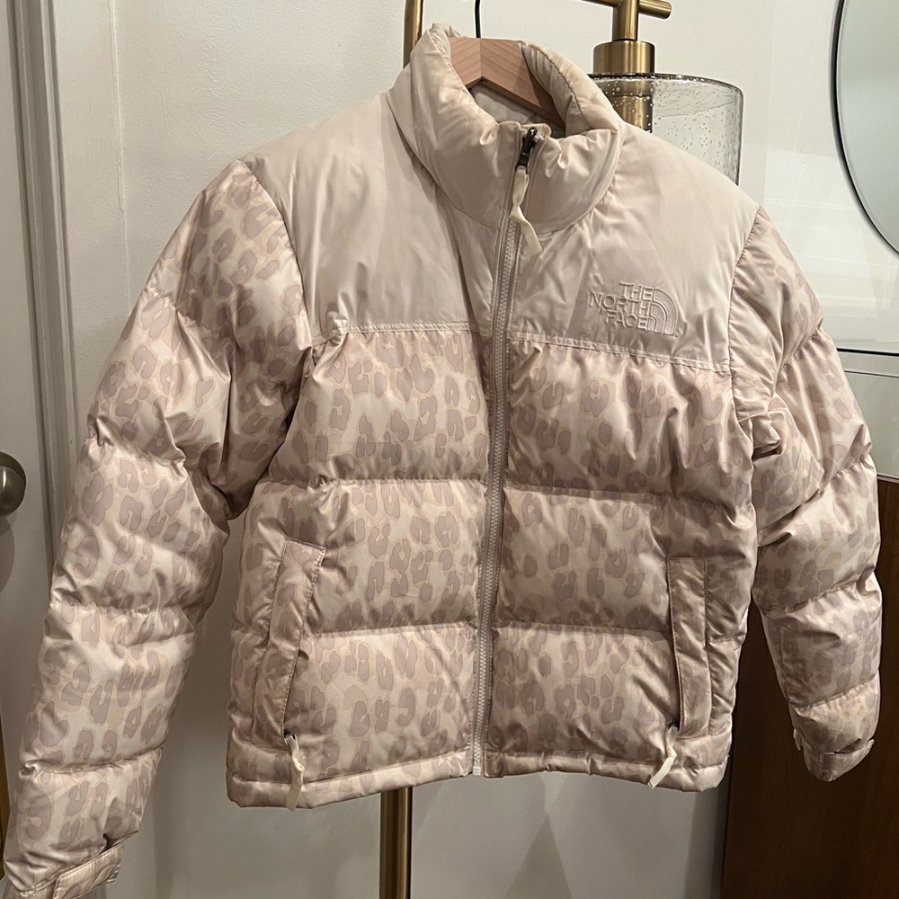 The North Face Retro Nuptse leopard jacket size S (like new)